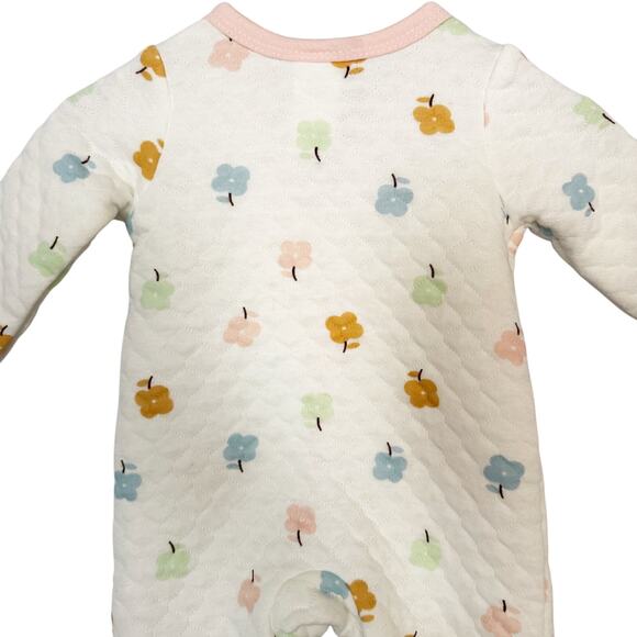 Little Beginnings Quilted Floral Footed Sleeper - Size 3-6 Months - Picture 6 of 7